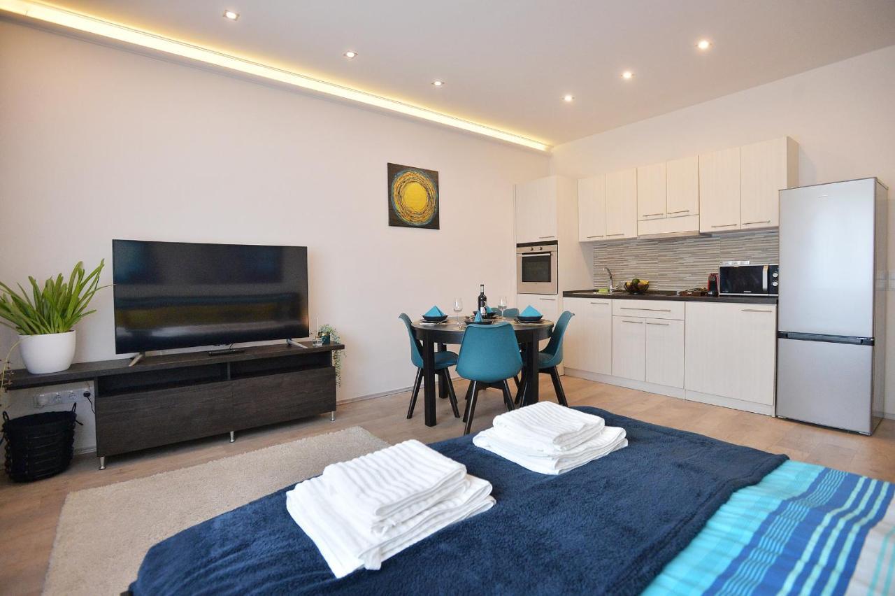 Netta Apartman Эгер Экстерьер фото